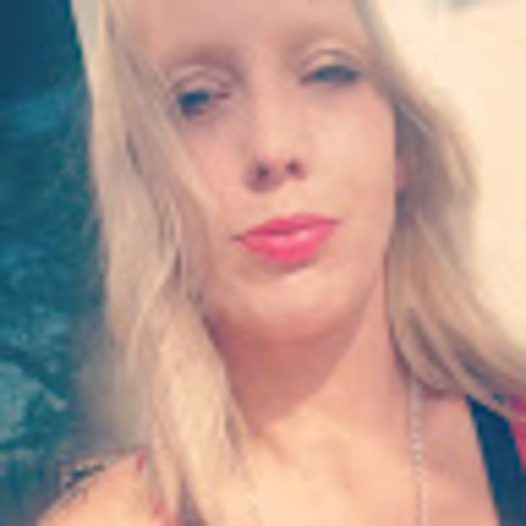 Meet your Posher, Meagan - Picture 1 of 1